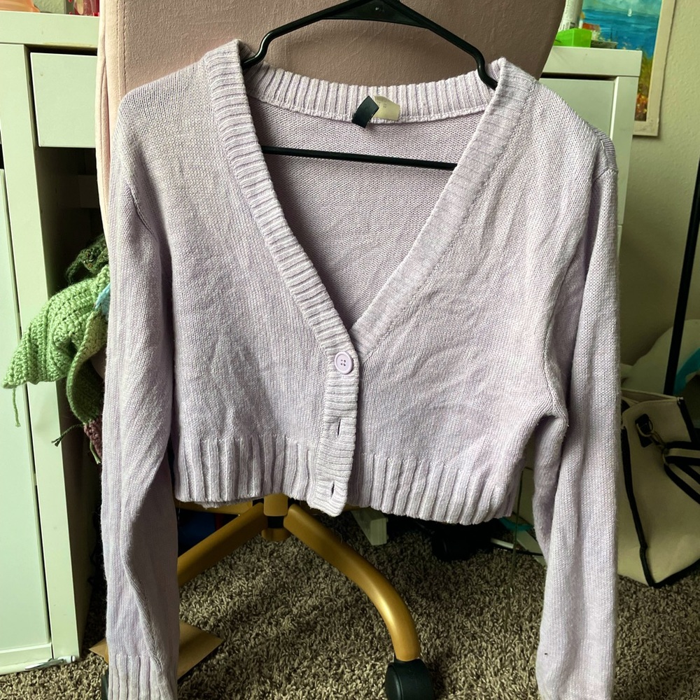 H and M lilac size xs crop cardigan
